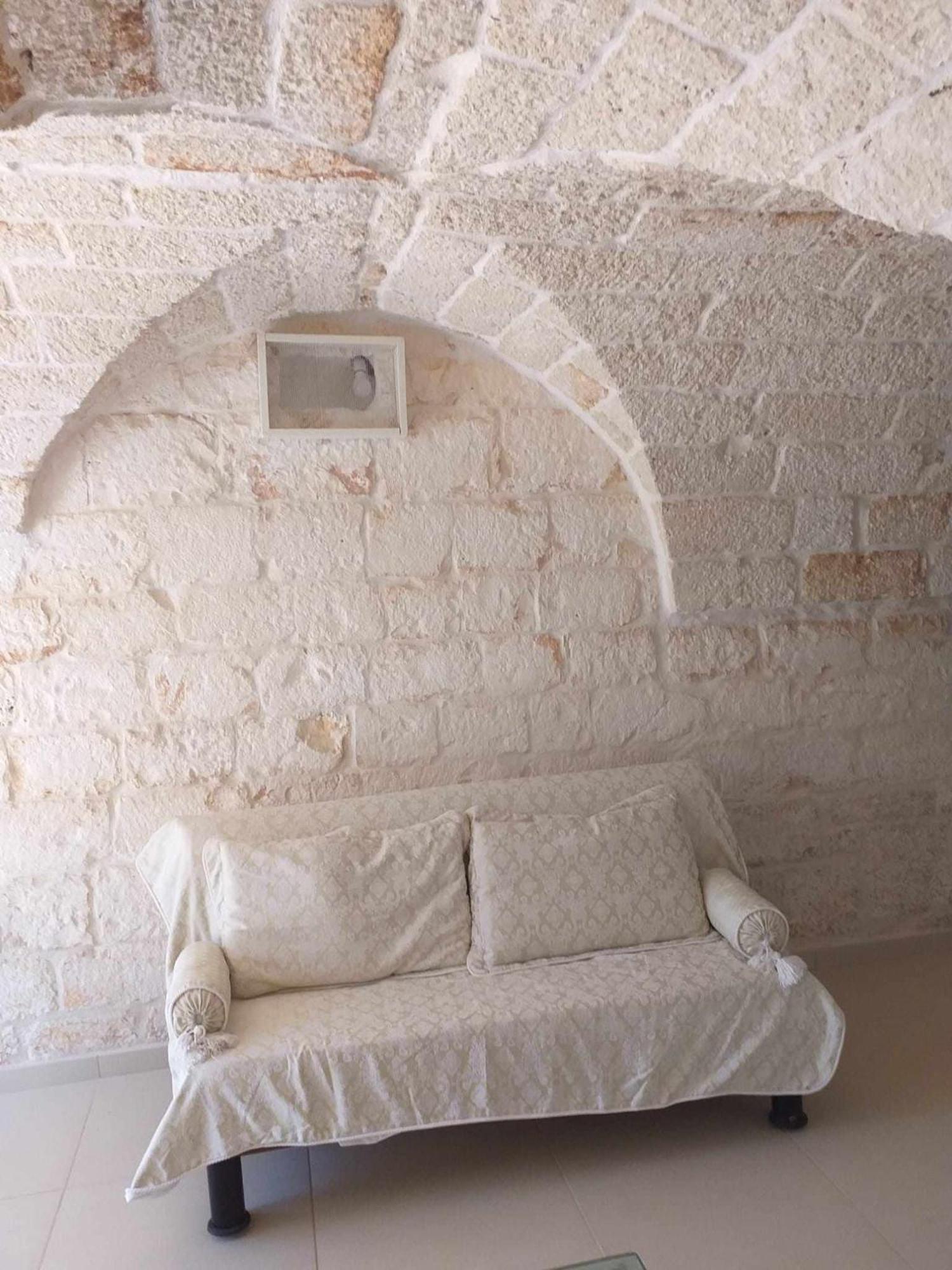 Lamia Tolla Trullo By Tripostuni Villa Exterior photo